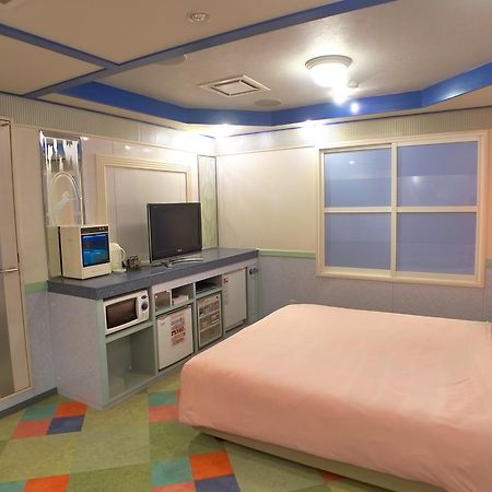 Resort Inn Golf Gotemba (Adults Only) Buitenkant foto