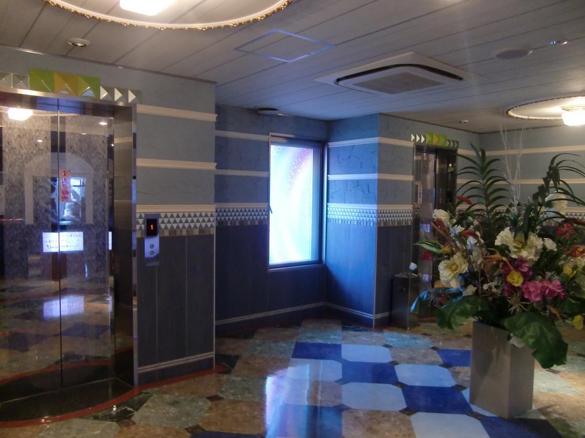Resort Inn Golf Gotemba (Adults Only) Buitenkant foto
