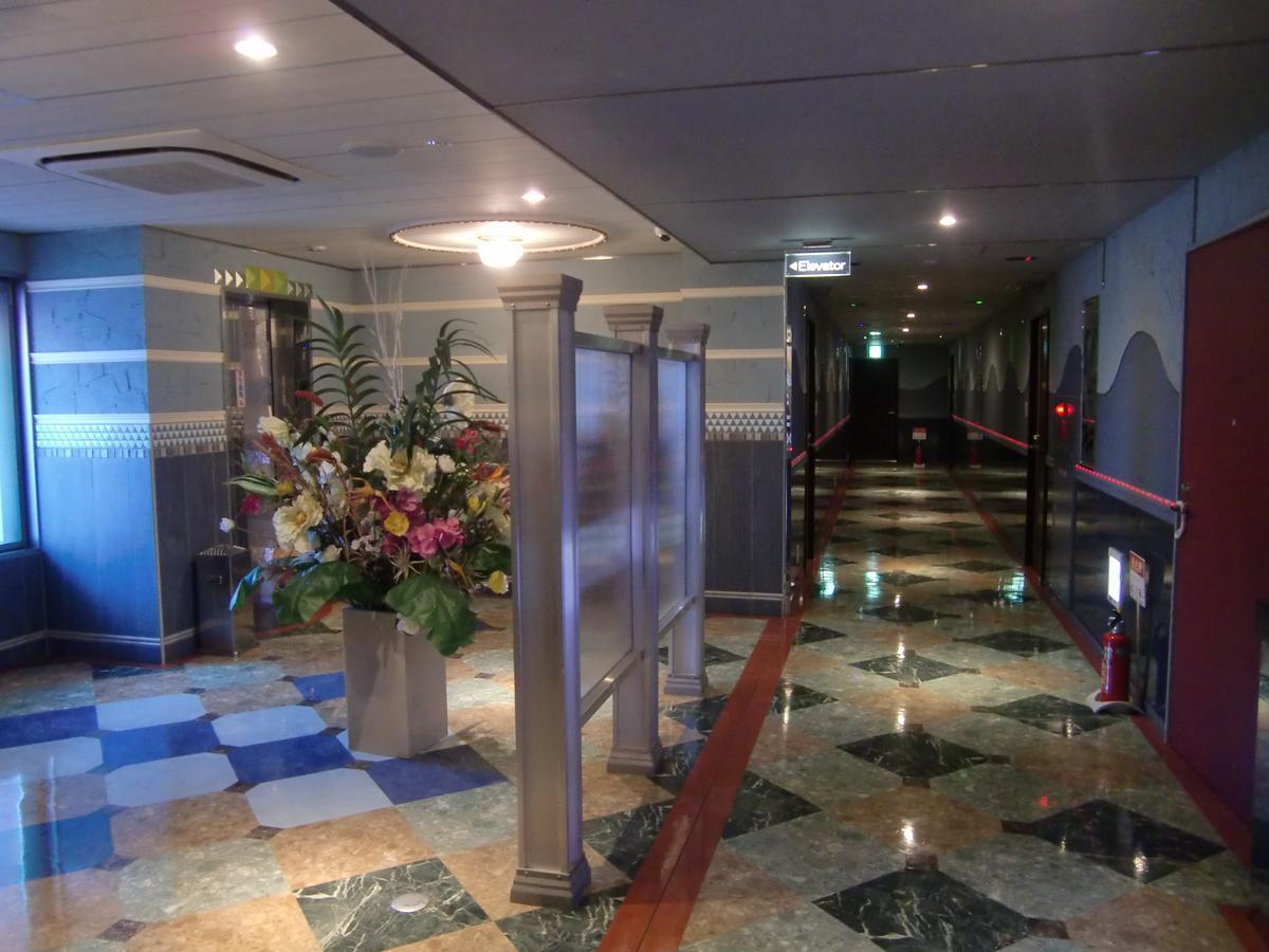 Resort Inn Golf Gotemba (Adults Only) Buitenkant foto