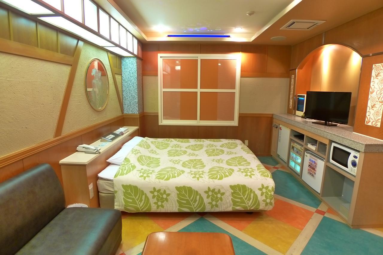 Resort Inn Golf Gotemba (Adults Only) Buitenkant foto